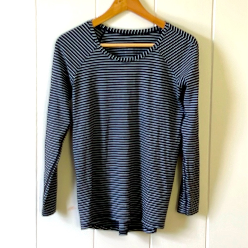 Lululemon Emerald Long Sleeve Tee Grey Stripe Sz 6